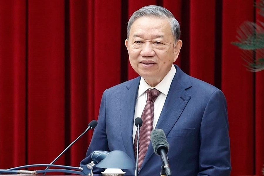 Tổng Bí thư: Ưu tiên chính sách phát triển con người