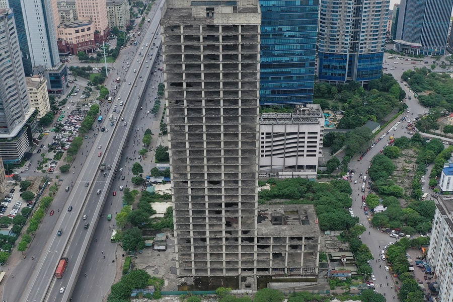 Toà án: Nếu xây tiếp tháp bỏ hoang của VICEM, hơn 100 năm mới thu hồi vốn