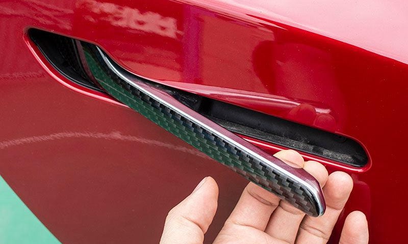 Quy định mới 'chặn đường sống' của tay nắm cửa ẩn