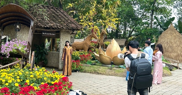 NHỮNG ĐIỂM ĐẾN VANG BÓNG MỘT THỜI: Gọi tên Bình Quới, Văn Thánh