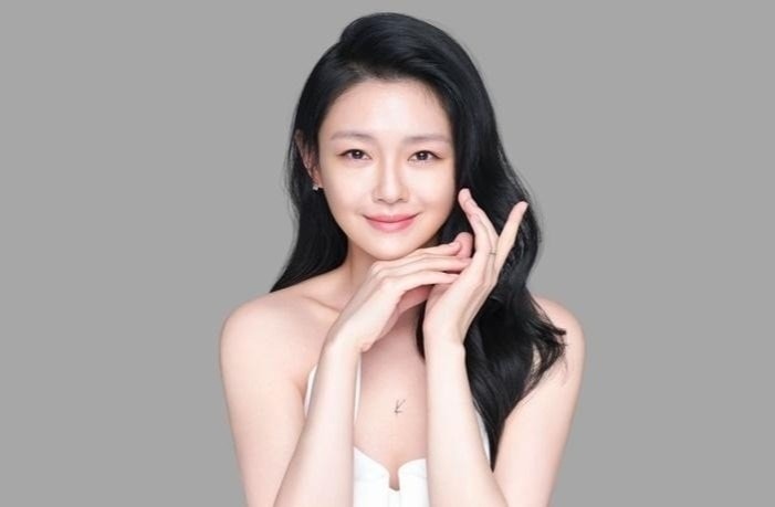 Lý do 2 con vắng mặt ở giỗ đầu của Từ Hy Viên