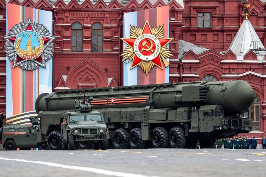 Điều khủng khiếp sẽ xảy ra khi hiệp ước hạt nhân cuối cùng Mỹ - Nga hết hạn?