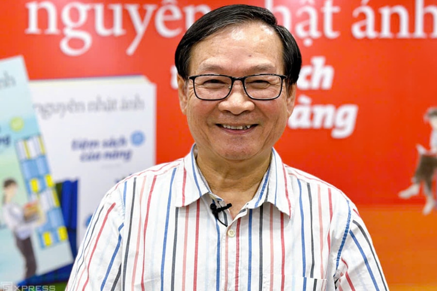 Nhà văn Nguyễn Nhật Ánh giao lưu học sinh Trường Hy vọng