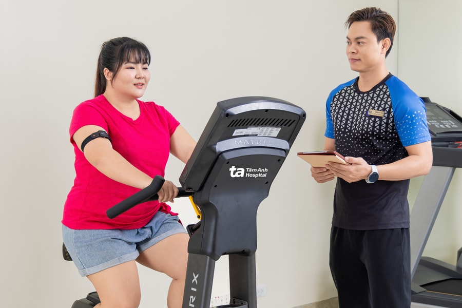 Vì sao ăn ít vẫn tăng cân?