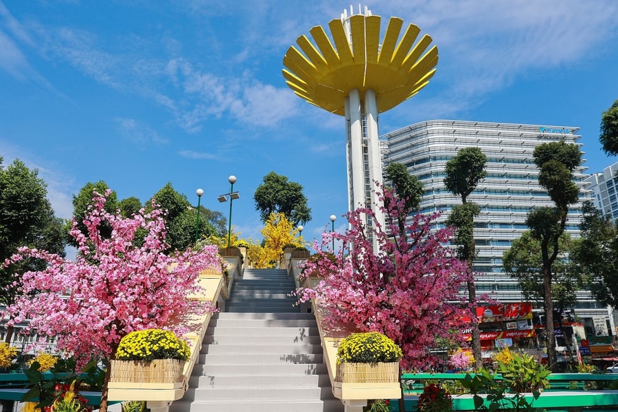 Thành ủy TP HCM yêu cầu rà soát chỉnh trang chợ Bến Thành, Hồ Con Rùa