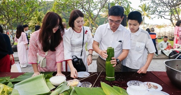 Nha Trang: "Gói bánh tét - Trở về Tết xưa" mừng xuân Bính Ngọ