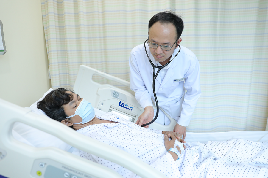 Huyết khối gây nhồi máu thận