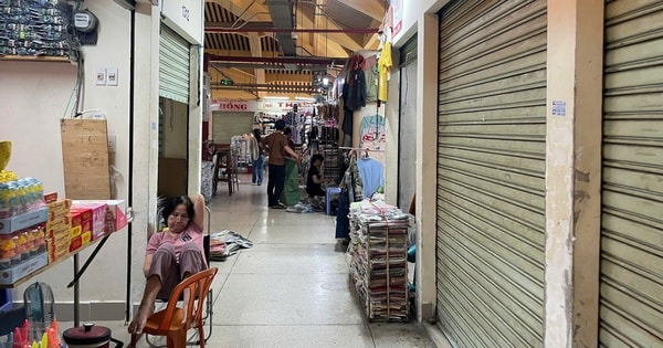 Cận Tết, chợ Bình Tây ngoài nhộn nhịp, trong đìu hiu