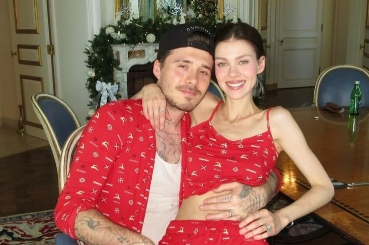 Vợ chồng Brooklyn Beckham lên kế hoạch nhận con nuôi