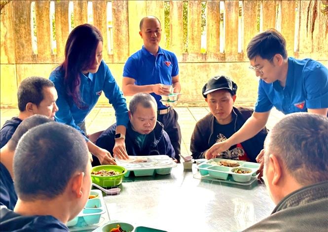 Đưa Tết ấm áp, Xuân yêu thương đến với bệnh nhân tâm thần