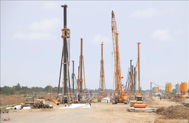 Tăng tốc thi công dự án Cảng hàng không Cà Mau