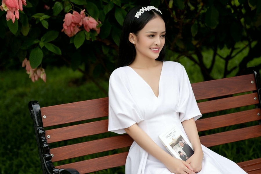 5 cuốn sách giúp Thanh Trúc vượt khủng hoảng