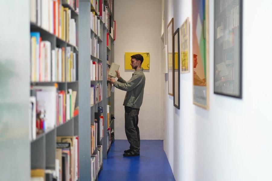 Nhà 45 m2 linh hoạt của cặp đôi thiết kế đồ họa