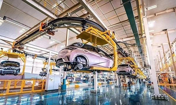 Ôtô Trung Quốc chiếm hơn 35% thị phần thế giới năm 2025