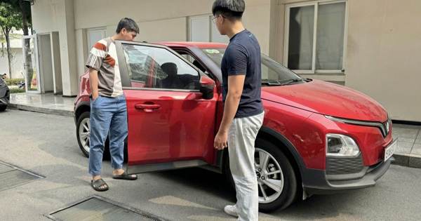 Nhộn nhịp cho thuê xe điện dịp Tết