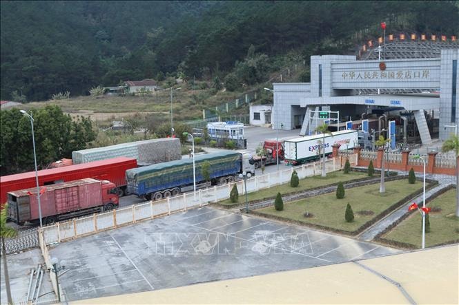 Lạng Sơn hỗ trợ doanh nghiệp thông quan nhanh hàng hóa tại các cửa khẩu