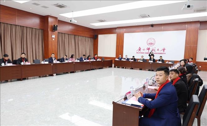 Thanh niên các tỉnh biên giới Việt - Trung cùng kiến tạo tương lai xanh