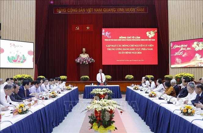 Tổng Bí thư Tô Lâm gặp mặt các đồng chí nguyên Ủy viên Trung ương Đảng khu vực phía Nam