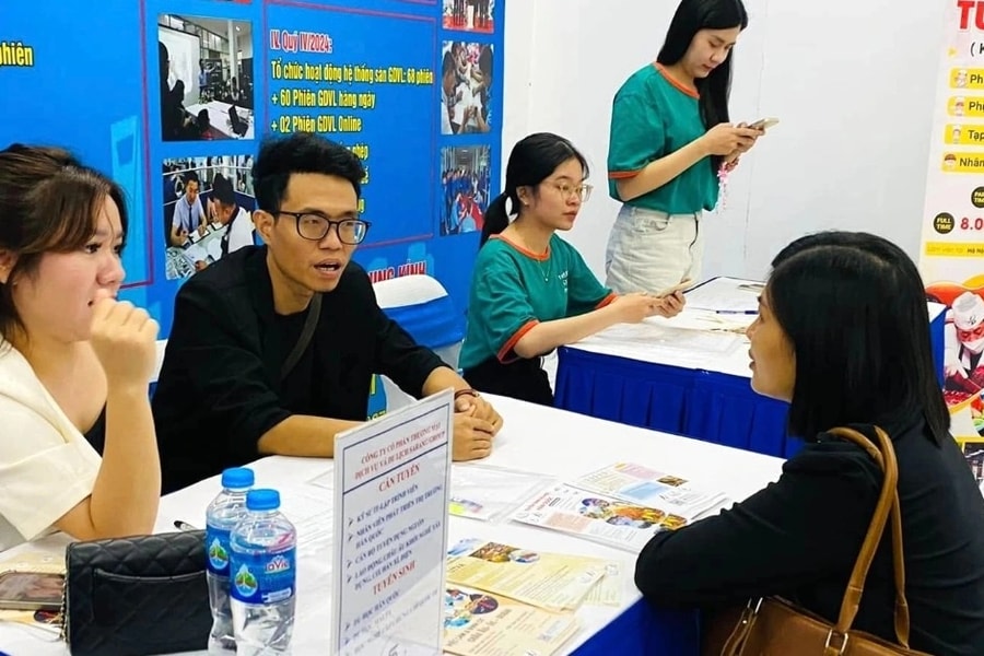 Hà Nội tinh gọn các sàn giao dịch việc làm thế nào?