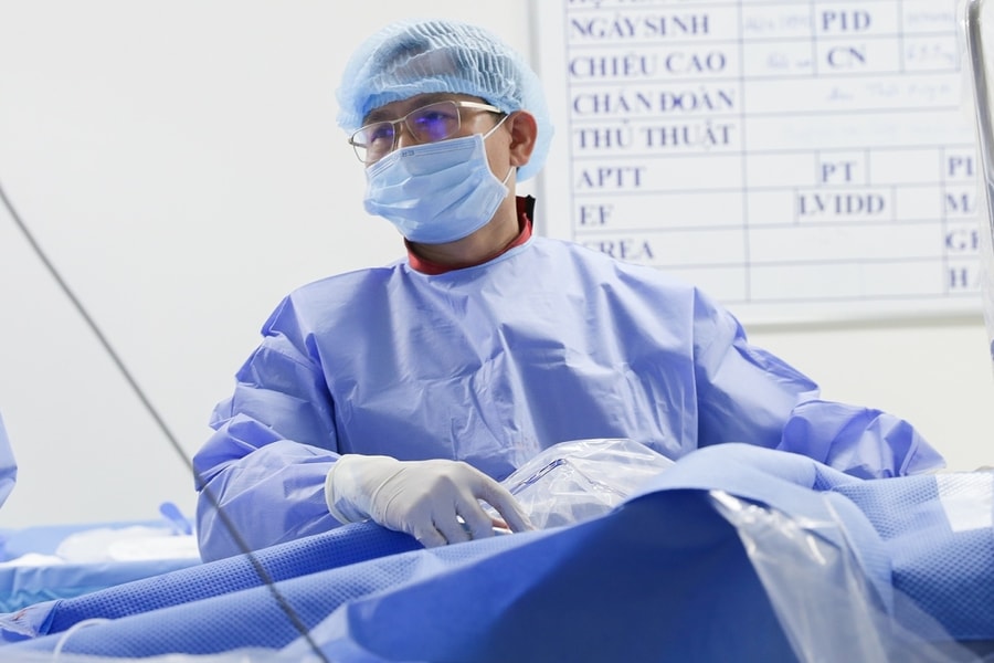 Kỹ thuật can thiệp hiện đại cứu bệnh nhân nhồi máu cơ tim