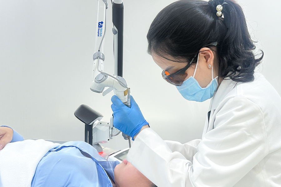 Chữa nám hỗn hợp bằng laser