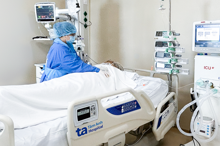 Cụ bà nguy kịch do biến chứng cúm A