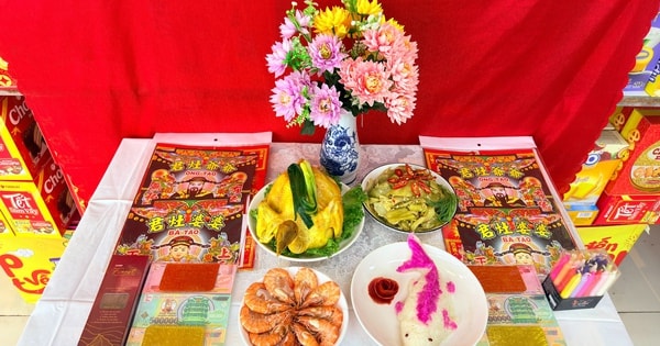 Siêu thị vào cuộc, mâm cúng ông Táo bước vào “cuộc đua”