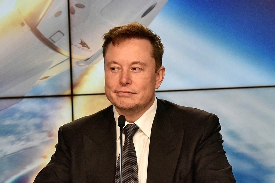 Elon Musk: 'Ưu tiên xây thành phố trên Mặt Trăng hơn Sao Hỏa'