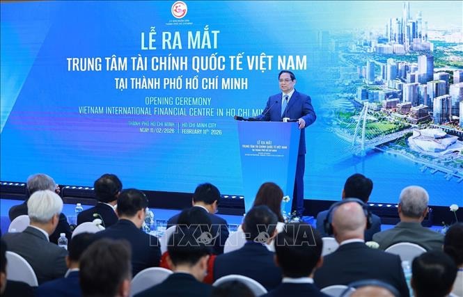 Thủ tướng dự Lễ ra mắt Trung tâm Tài chính quốc tế Việt Nam tại Thành phố Hồ Chí Minh