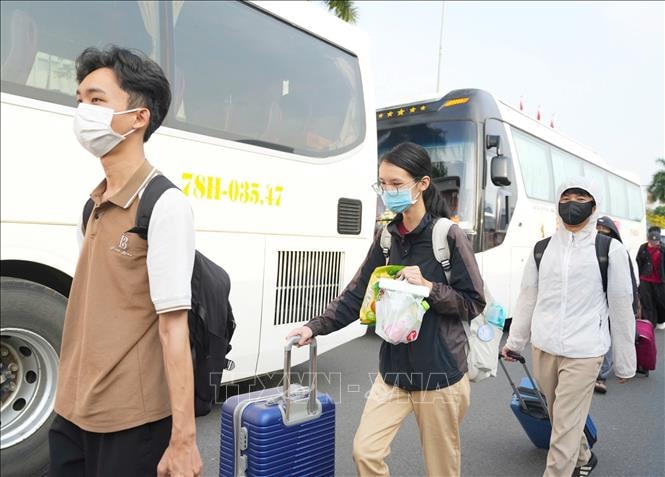 Những tấm vé nghĩa tình cho sinh viên, công nhân xa quê