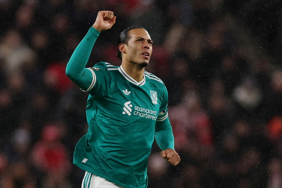 Kết quả Sunderland 0-1 Liverpool: Van Dijk ghi bàn duy nhất