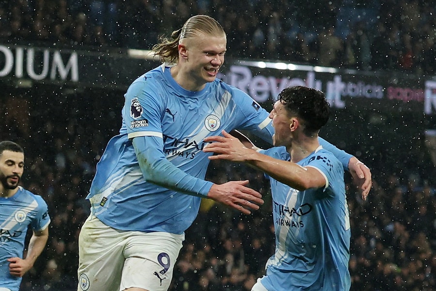 Kết quả Ngoại Hạng Anh: Man City thắng dễ Fulham