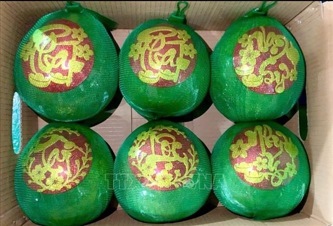 Chuối, bưởi, lá dong đắt hàng dịp cận Tết