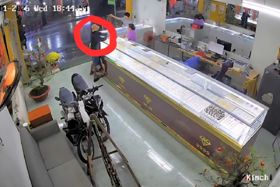 TP Hồ Chí Minh: Bắt nghi phạm cướp giật tiệm vàng sau chưa đầy 5 giờ gây án