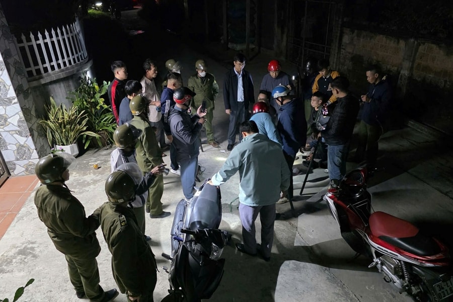 Tẩm chất độc xyanua vào cá khô để nhử chó, mèo