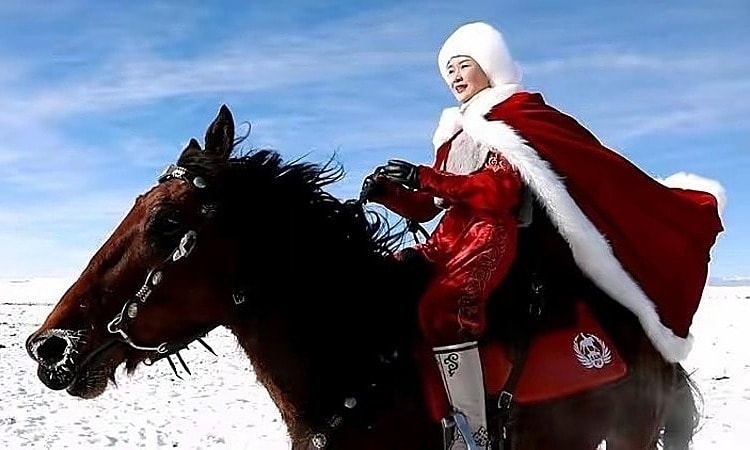 Quan chức Trung Quốc thiệt mạng vì ngã ngựa khi quay phim quảng bá địa phương