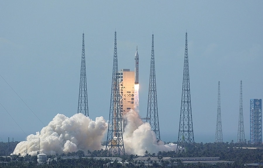 Trung Quốc thử nghiệm tên lửa và tàu Mặt Trăng