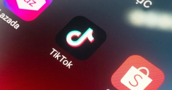 Một năm tăng phí liên tục, giá hàng trên sàn “đội” thêm 33%