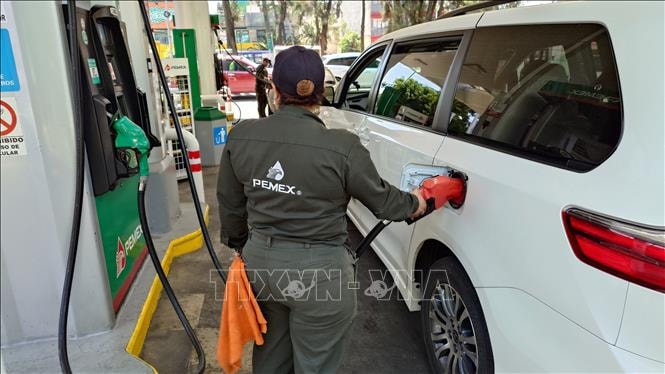 Giá dầu 'giằng co' khi rủi ro địa chính trị hạ nhiệt