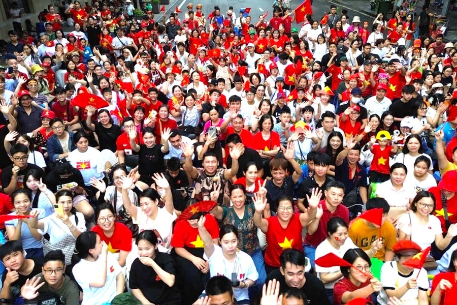 Tinh thần dân tộc Việt khi ‘Triệu trái tim cùng nhịp đập’