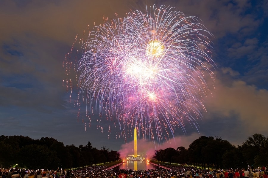 Cuộc đua quyên góp cho đại lễ quốc khánh Mỹ