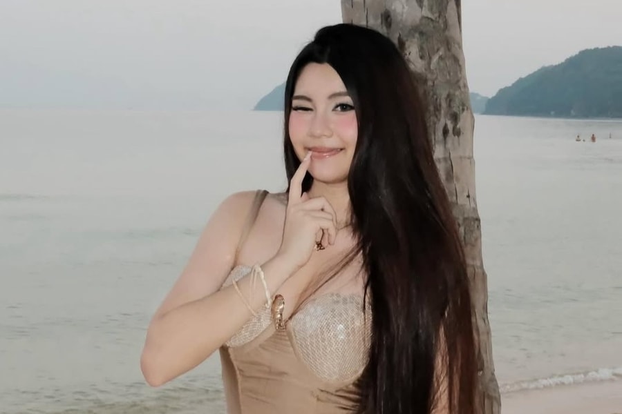 Con gái Quyền Linh ở tuổi 18