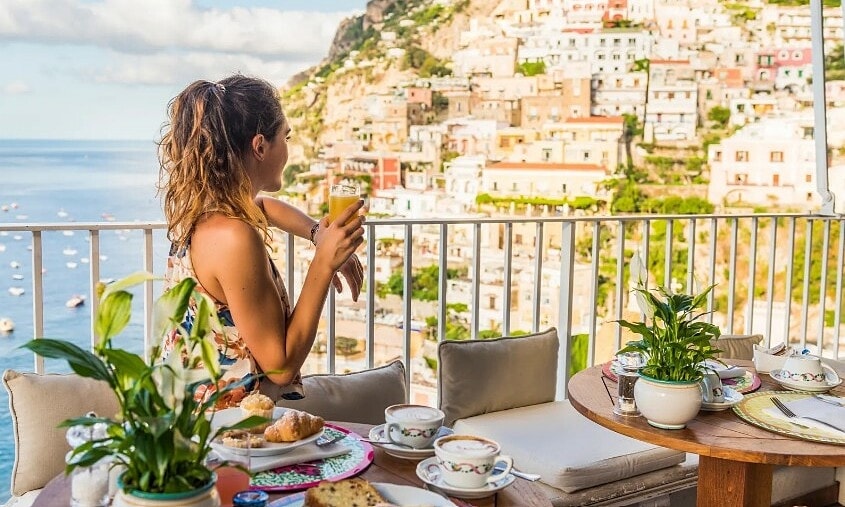 Người Tây Ban Nha sống thọ nhờ 3 thói quen không tốn tiền