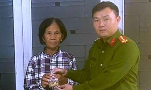 Nhận lại 1,2 lượng vàng đánh rơi