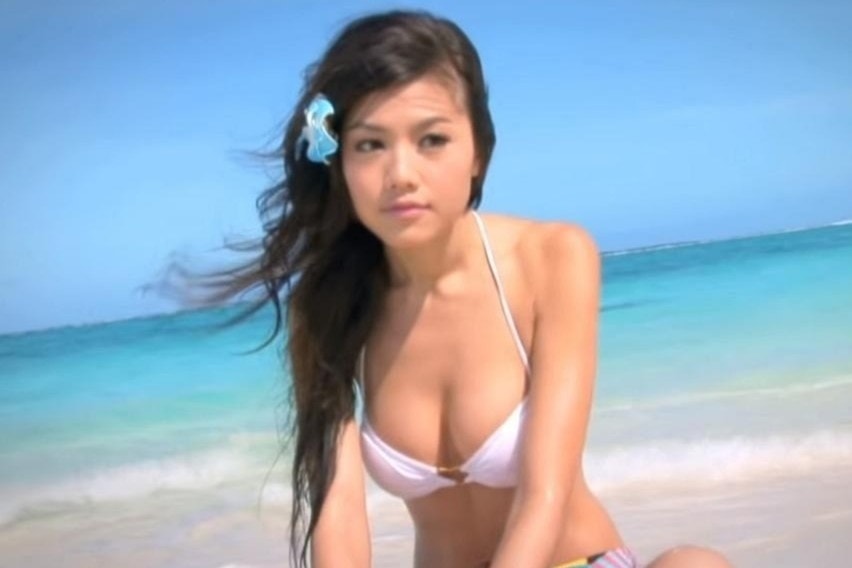 Nhan sắc 'Thiên thần nội y Hong Kong' bị tỷ phú kiện