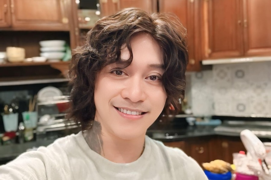 Tuấn Hưng: 'Hiện giờ tôi sống khép kín, Tết rất nhẹ nhàng'