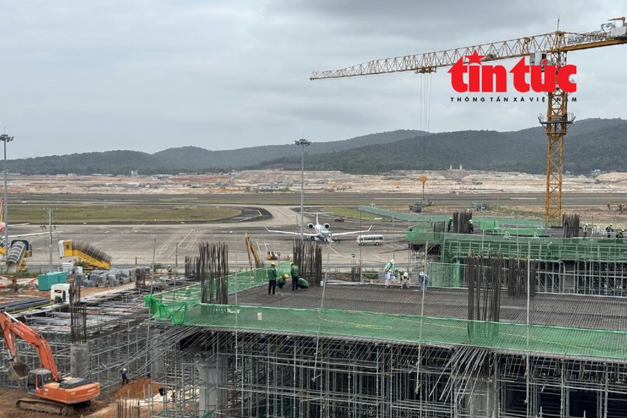 Tết không nghỉ trên đại công trường sân bay Phú Quốc