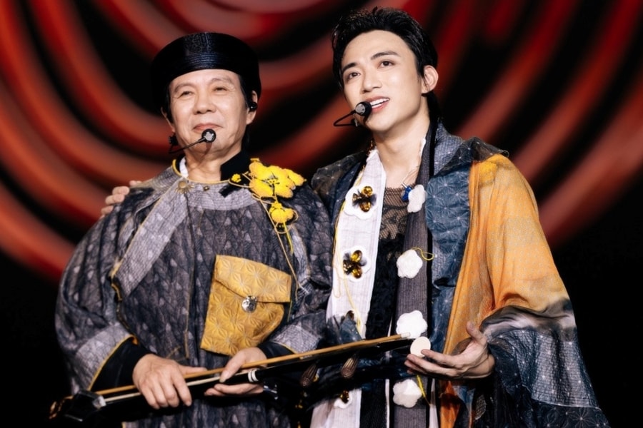 Bố Soobin: 'Tôi nhắc con tiền bạc, danh tiếng không đổi được bình yên'