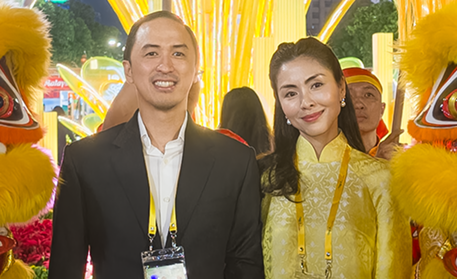 Dàn sao dạo đường hoa Nguyễn Huệ ngày khai mạc