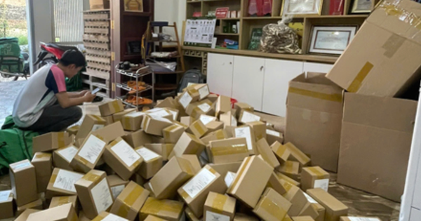 Năm mới buôn bán trên thương mại điện tử: Những 'luật chơi' mới chủ shop cần biết